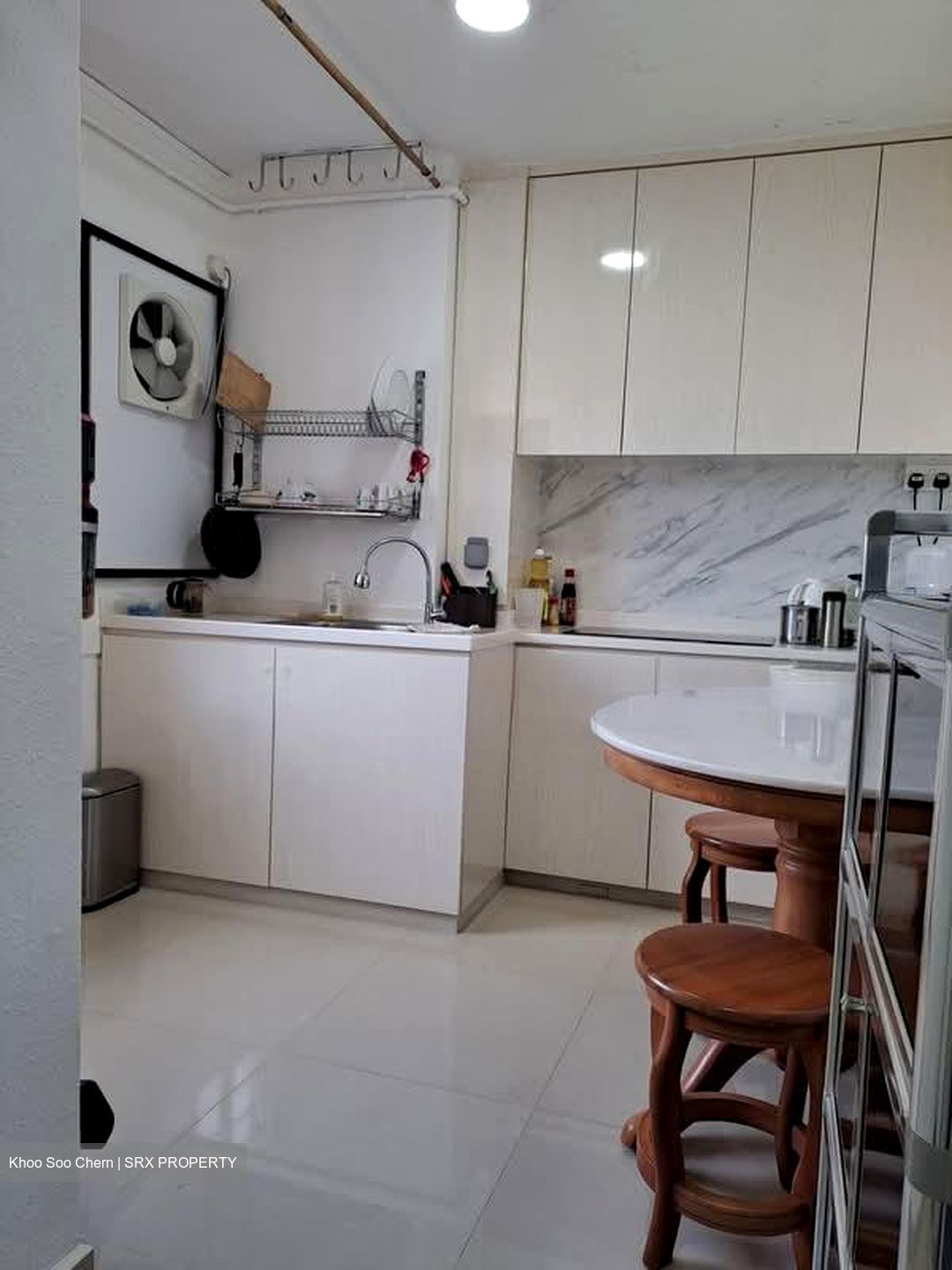 Tampines Street 42 (Tampines), HDB Executive #531776721